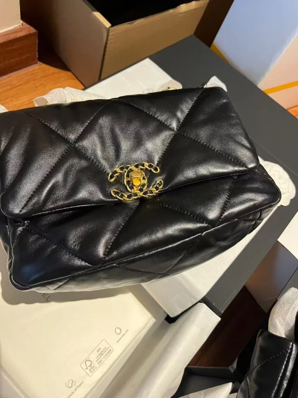 Classic Bag: A Stylish and Versatile Choice for Elegance